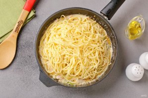 Паста с лососем и кабачком