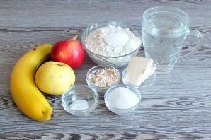 Пирожки с яблоками и бананом