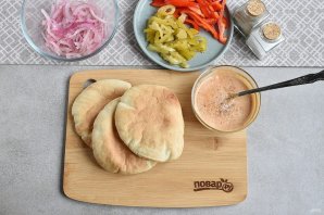 Пита со свининой