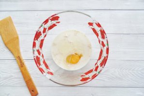 Плетеный пирог с вишней