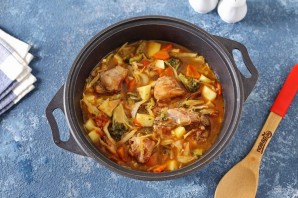 Рагу из курицы с овощами