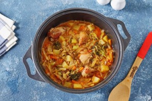 Рагу из курицы с овощами