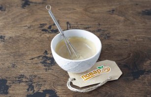 Салат из баклажанов с помидорами и сметаной