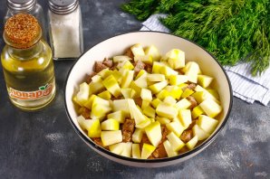 Салат из языка и сельдерея