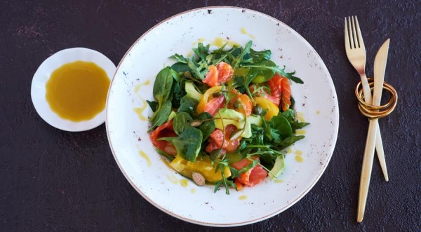 Салат с копченым лососем, авокадо и соленым лимоном, пошаговый рецепт с фото Салат с копченым лососем, авокадо и соленым лимоном, пошаговый рецепт с фото