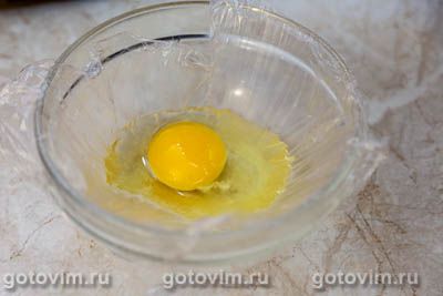 Стейки из свинины с яйцом пашот