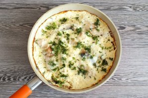 Судак в омлете