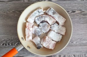 Судак в омлете