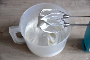 Торт "Груши в карамели"