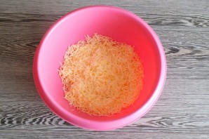 Творожные лепешки с яблоками на сковороде