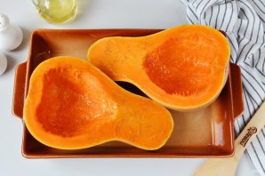 Тыква, фаршированная курицей