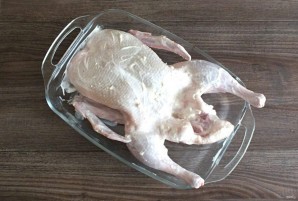 Утка фаршированная гречкой и яблоками