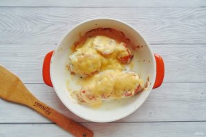 Запеченный окунь по-французски