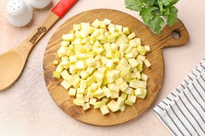 Запеканка из кабачков и помидоров на сковороде