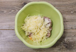 Запеканка из кабачков с фаршем и рисом