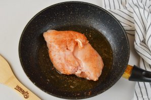 Жареная куриная грудка