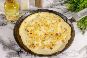 Блины с луковым припеком