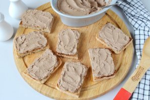 Бутерброды с паштетом