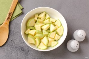 Цукини с курицей в духовке