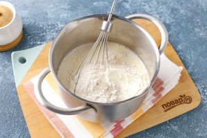 Дрожжевые блины с тыквой