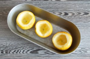 Яблоки с шоколадом в духовке