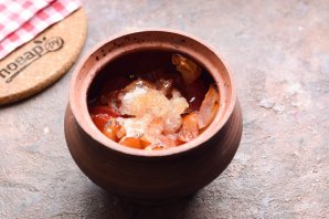 Яблоки в горшочках в духовке