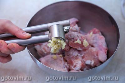 Куриные крылышки в хрустящей панировке из кукурузных хлопьев Куриные крылышки в хрустящей панировке из кукурузных хлопьев