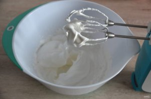 Макаронс на французской меренге