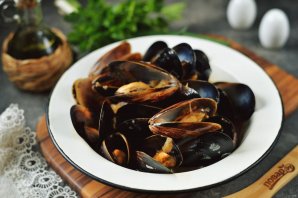 Мидии в устричном соусе Мидии в устричном соусе