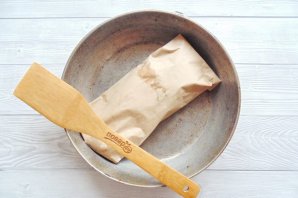 Окунь в пергаменте в духовке