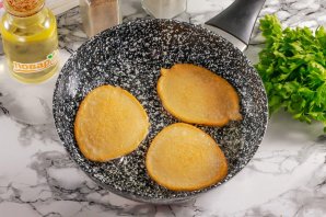 Оладьи из икры толстолобика