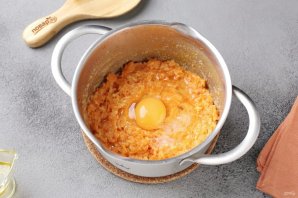 Оладьи из моркови с манкой