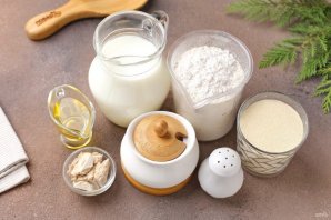 Оладьи с манкой на дрожжах