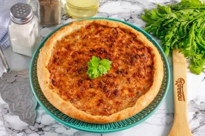 Пирог из карпа с луком в духовке