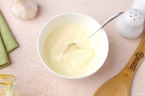 Рулет из лаваша с кабачками и сыром