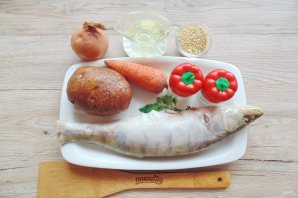 Рыбный суп из судака с пшеном