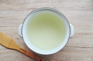 Рыбный суп из судака с пшеном