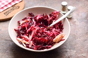 Салат из свеклы, граната и яблока