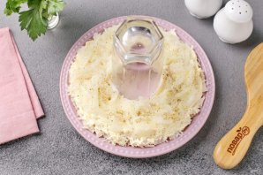 Салат с курицей и клюквой