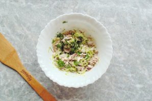 Заливной пирог с курицей и кабачком