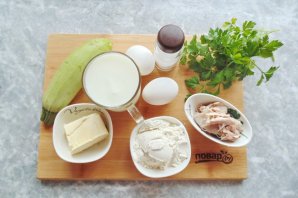 Заливной пирог с курицей и кабачком