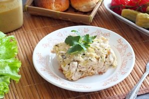 Запеканка из кабачков с курицей в мультиварке