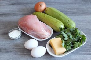 Запеканка из кабачков с курицей в мультиварке