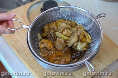 Запеканка из картофельного пюре с солеными грибами Запеканка из картофельного пюре с солеными грибами