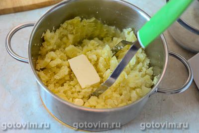 Запеканка из картофельного пюре с солеными грибами Запеканка из картофельного пюре с солеными грибами