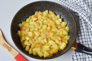 Блинчики с фруктовой начинкой