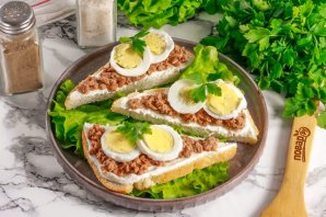 Бутерброды с тунцом и яйцом