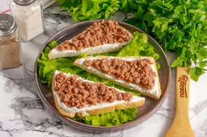 Бутерброды с тунцом и яйцом