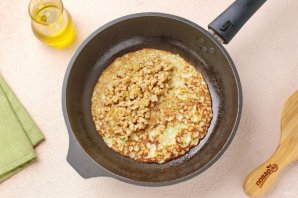 Чебуреки из кабачков с курицей