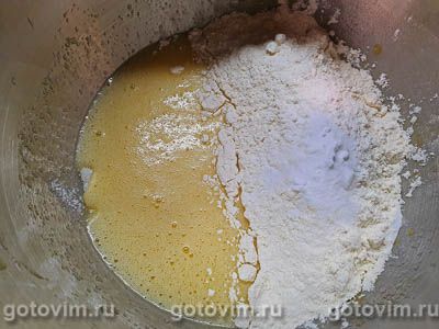 Десерт «Муравейник» с жареным миндалем Десерт «Муравейник» с жареным миндалем